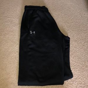 Black sweatpants